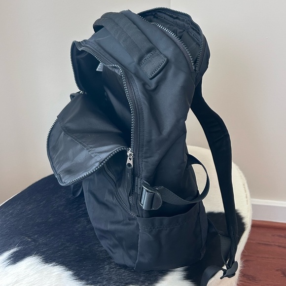 lululemon Backpack - Picture 2 of 6